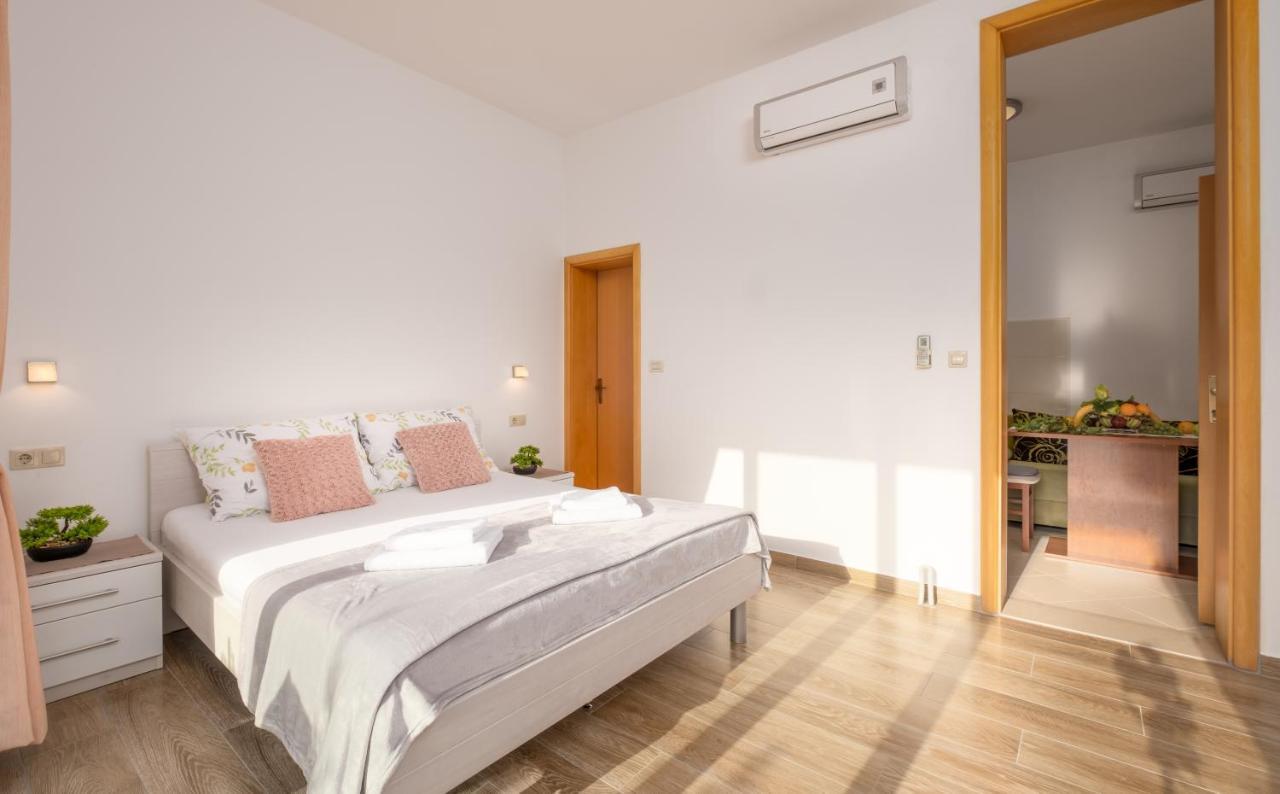 Studio Apartment Brigita Mlini Exteriér fotografie